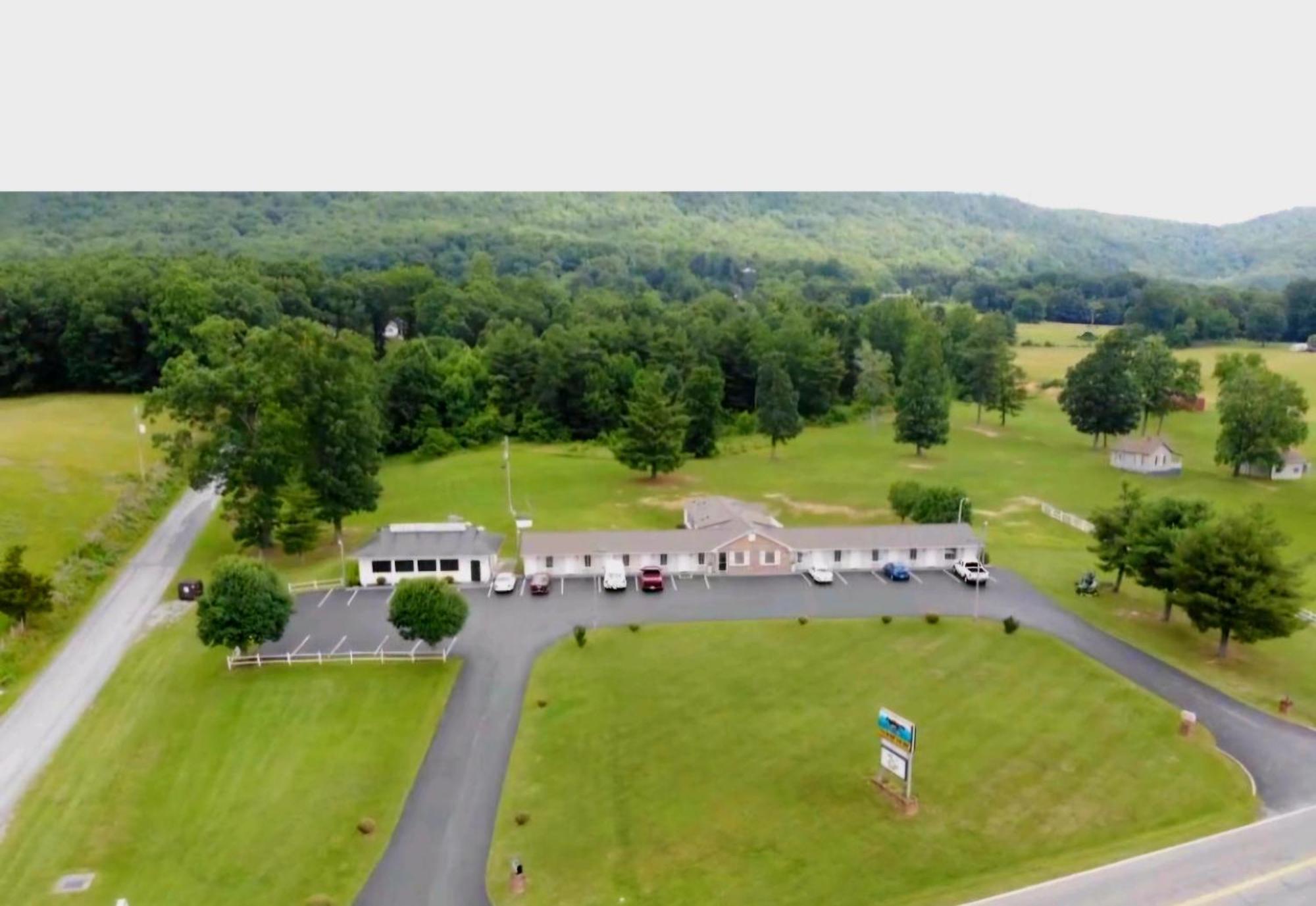 Fox Mountain Inn Max Meadows Luaran gambar